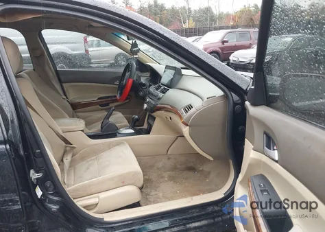 2010 Honda Accord 2.4 Ex из США, поврежденный, VIN 1HGCP2F74AA031239